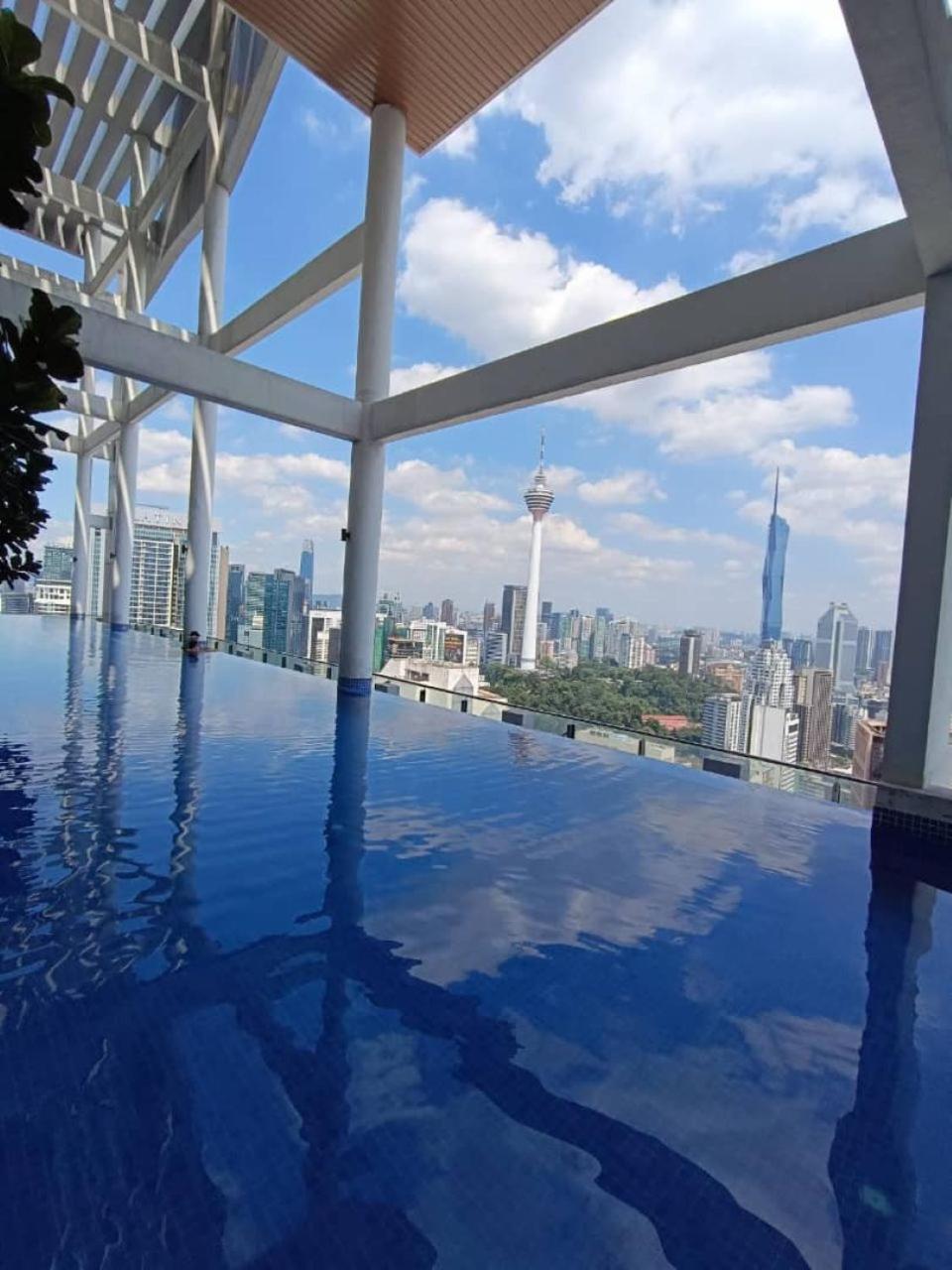 The Luxe Colony Klcc By Sky Pool Leilighet Kuala Lumpur Eksteriør bilde