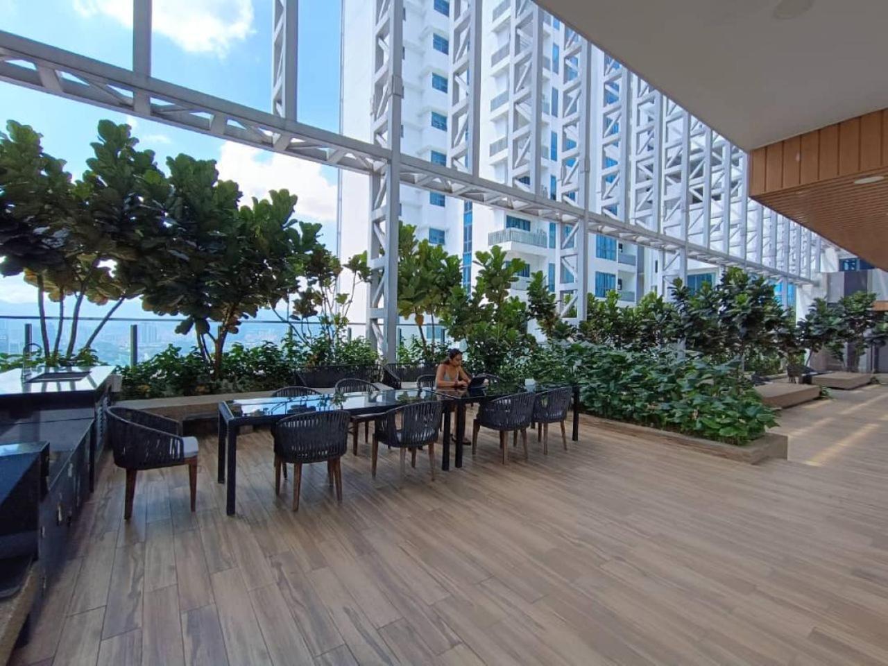 The Luxe Colony Klcc By Sky Pool Leilighet Kuala Lumpur Eksteriør bilde